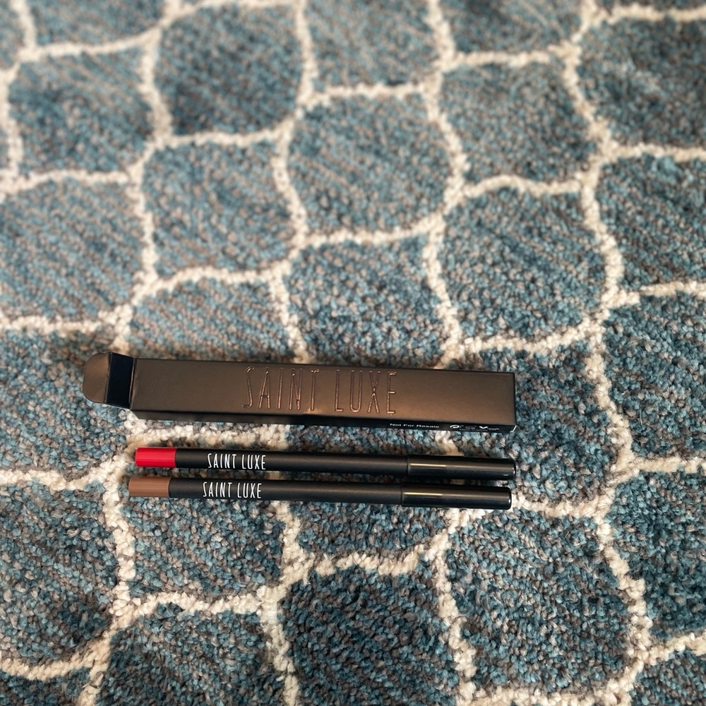 NIB Saint Luxe lip liners